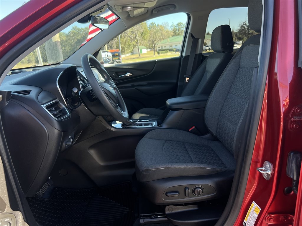 2022 Chevrolet Equinox LT - Photo 6