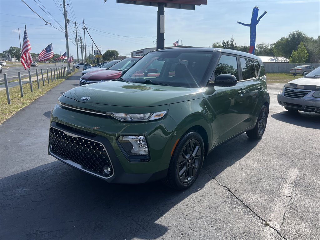 2021 Kia Soul 2.0L EX 6 IVT's photo