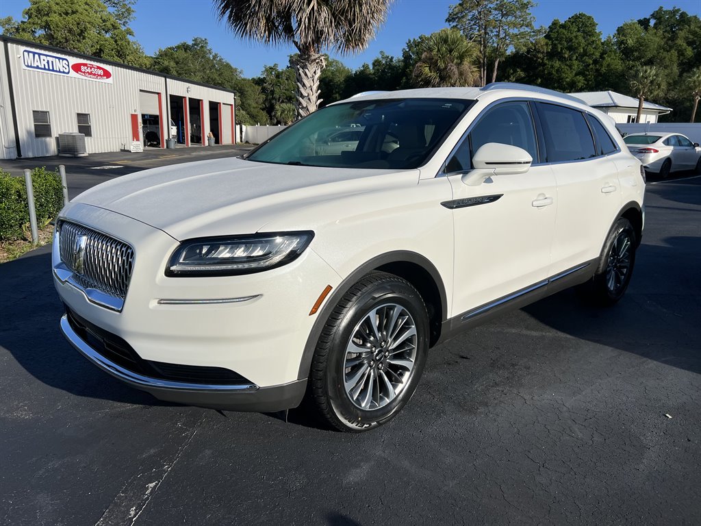 2022 Lincoln Nautilus FWD's photo