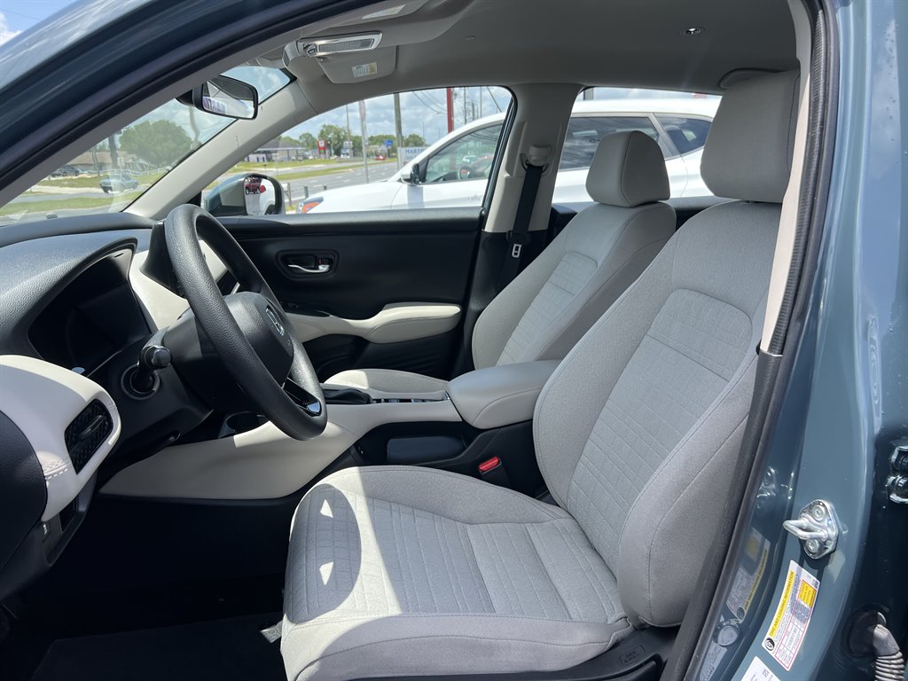 2025 Honda HR-V LX - Photo 6