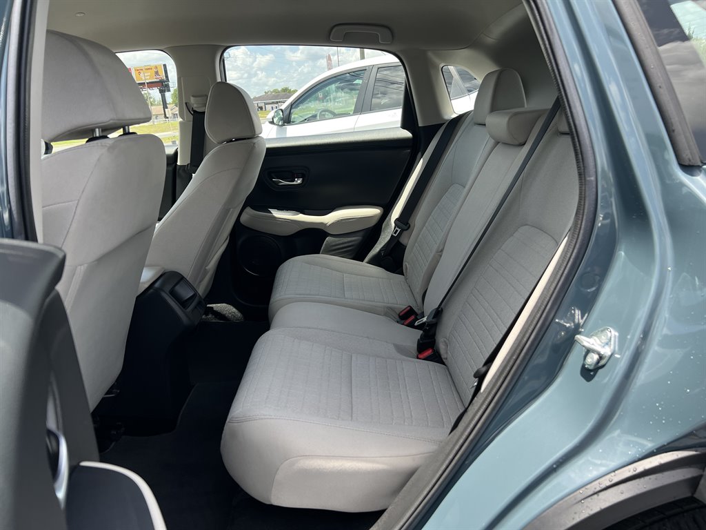 2025 Honda HR-V LX - Photo 9
