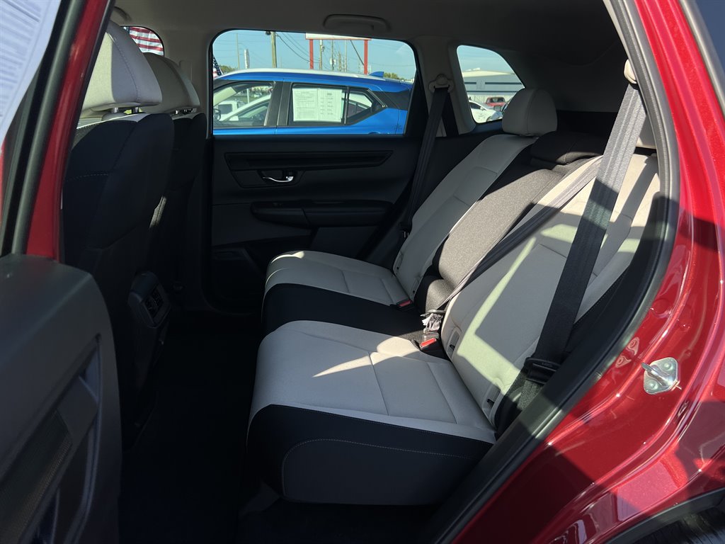 2024 Honda CR-V LX - Photo 9