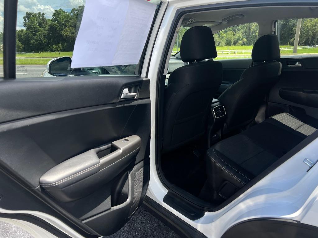 2018 Kia Sportage LX - Photo 8